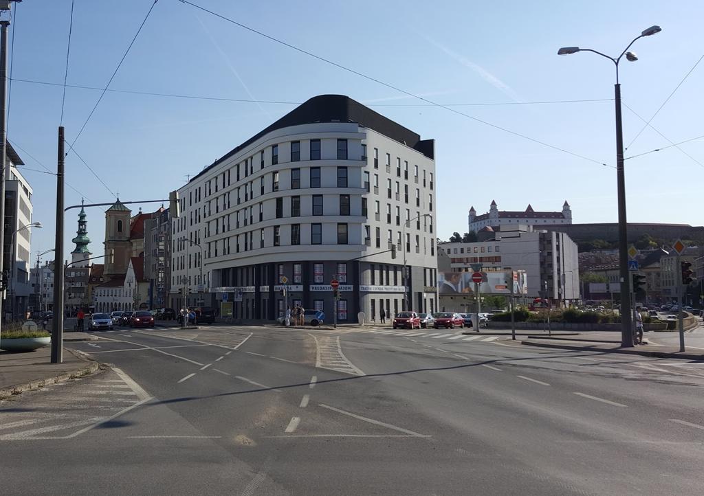 Old Town Modern Apartment By Kovee Bratislava Habitación foto
